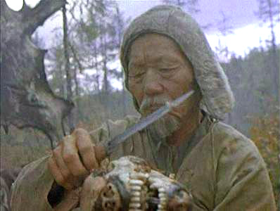 эвенк-с-ножом