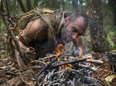 огонь на острове необитаемом