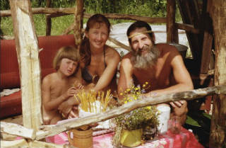 семья-отшельников